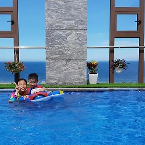 Martin Ho & Da Nang